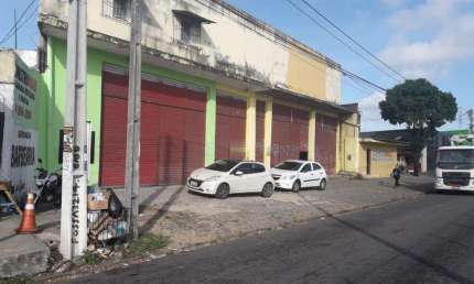 Prédio à venda, 500 m² por R$ 750.000,00 - Quintas - Natal/RN