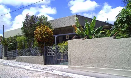 Casa com 4 dormitórios à venda, 140 m² por R$ 1.200.000,00 - Barro Vermelho - Natal/RN