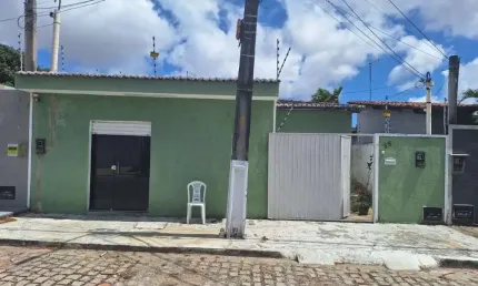 Casa com 2 dormitórios à venda, 130 m² por R$ 175.000,00 - Emaús - Parnamirim/RN