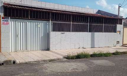 Casa com 4 quartos à venda na Rua do Melro, 7997, Pitimbu, Natal