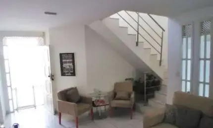 Casa com 4 dormitórios à venda, 250 m² por R$ 460.000,00 - Candelária - Natal/RN