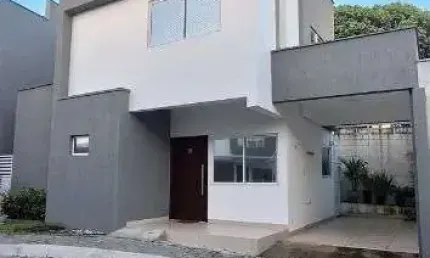 Lindo e Aconchegante Duplex em Condomínio Fechado – Conforto e Exclusividade!
