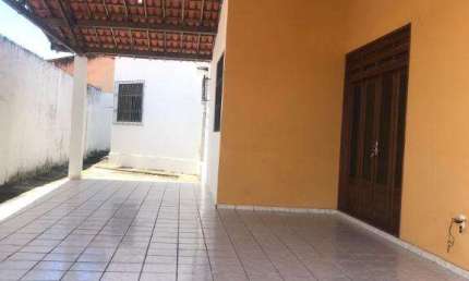 Casa com 3 dormitórios para alugar, 226 m² por R$ 2.674,28/mês - Nossa Senhora de Nazaré - Natal/RN