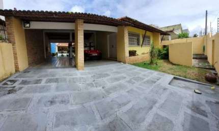 Casa com 3 dormitórios à venda, 275 m² por R$ 850.000,00 - Lagoa Nova - Natal/RN