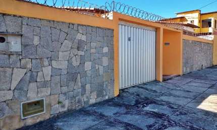 Casa com 3 quartos à venda na Rua Abílio Deodato do Nascimento, 2765, Nossa Senhora de Nazaré, Natal