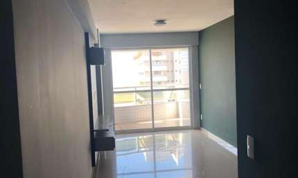 Apartamento com dois dormitórios na península para locação
