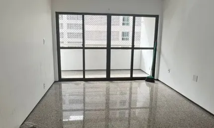 Apartamento com três dormitório no renascença para locação