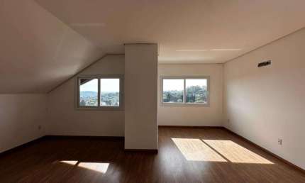Apartamento 2 Dormitórios à venda no Bairro Avenida Central com 92 m² de área privativa - 3 vagas de garagem