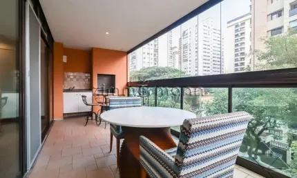 Apartamento com 3 quartos à venda na Rua Afonso de Freitas, --, Paraíso, São Paulo, 151 m2 por R$ 2.450.000
