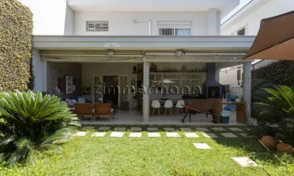 Casa com 3 quartos à venda na Rua Doutor Luís Augusto de Queirós Aranha, --, Vila Madalena, São Paulo, 325 m2 por R$ 3.290.000