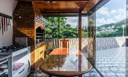 Casa com 4 quartos à venda na Rua Maria Vidal, --, Sumaré, São Paulo, 440 m2 por R$ 2.950.000