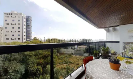 Apartamento com 3 quartos à venda na Rua Pascoal Vita, --, Vila Madalena, São Paulo, 187 m2 por R$ 2.600.000