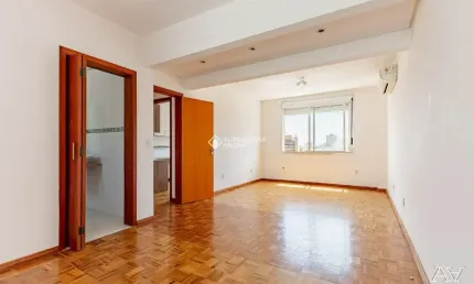Espaço, Vista e Conforto no Centro de Porto Alegre!