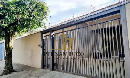 Casa 3 dormitórios para Venda em São José do Rio Preto, Jardim Nazareth, 3 dormitórios, 1 banheiro, 4 vagas