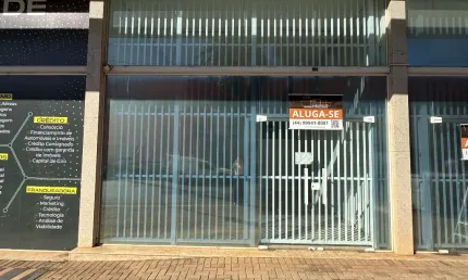 Sala comercial com 3 salas para alugar na Avenida Carneiro Leão, 294, Zona Armazém, Maringá