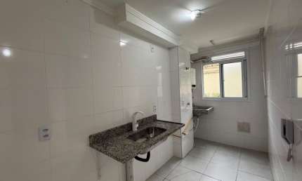 Apartamento 2 Dormitórios com vaga livre Próximo a Estação Piqueri