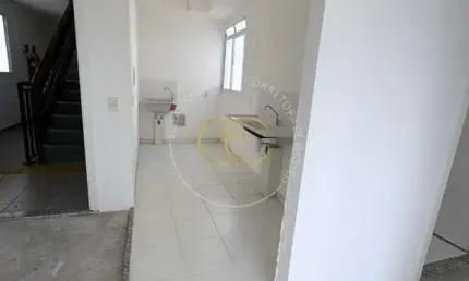 Apartamento com 2 quartos à venda na Rua Lagoa Branca, Cajazeira de Abrantes, Camaçari por R$ 150.000