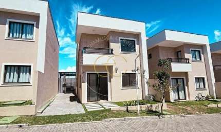 Casa com 4 quartos para alugar na Rua Sucupió, Abrantes, Camaçari