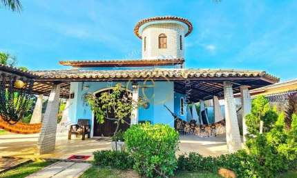 Sitio maravilhoso em Jauá. Obra de arte ícônica da construção civil