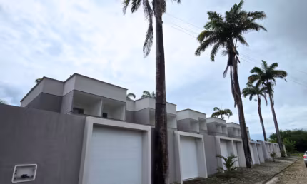 DUPLEX NOVO E LINDO, PRÓXIMO AO MAR, EM LOCAL TRANQUILO PARA ALUGUEL! ICARAÍ