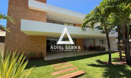 Guarajuba | Casa alto padrão | 5 suítes + dependência | 378m² | Energia solar | Porteira fechada