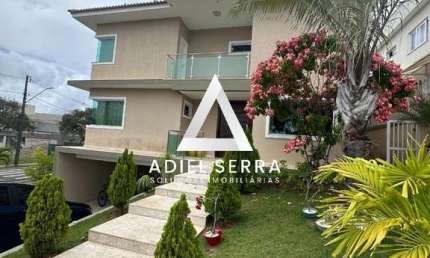 Alphaville Litoral Norte 2 - 500m² total - 4 suítes - Master c/ closet e hidro - Home - Despensa - Piscina - Área Gourmet - Energia solar - 4 vagas