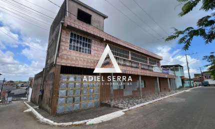 Cia 1 - Simões Filho - Quadra 6 - Casa duplex - 3/4 sendo uma suíte - Terreo com área aberta para comercio - Excelente localização