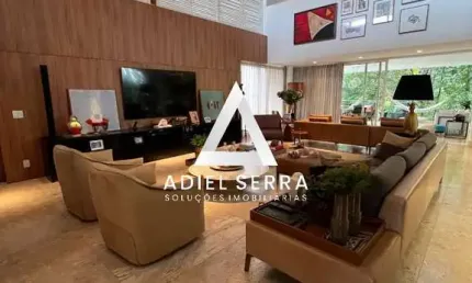 Alphaville Salvador - 1.200m² total - 5 suítes - Master c/ closets e hidro - Piscina - espaço Gourmet - 4 vagas