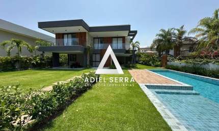 Busca Ville - 910m² total - Recém construída - 5 suítes - Closets - Climatização - Área gourmet - Piscina privativa - Dependência completa - 6 vagas