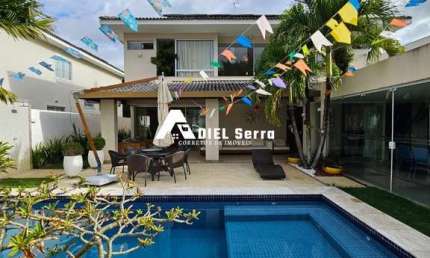 Alphaville Litoral Norte 1 - 4 suítes - PORTEIRA FECHADA - Piscina privativa e Churrasqueira - 514,57m² de terreno - Fino acabamento
