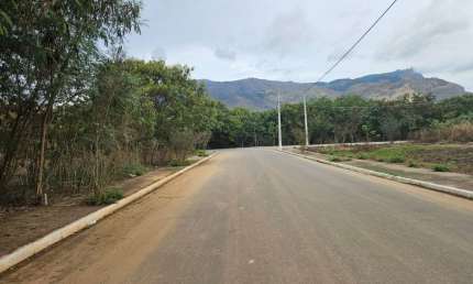 Terreno à venda no Santos Dumont I, Governador Valadares 