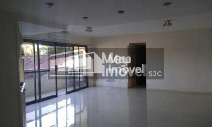 Apartamento com 4 Dormitórios sendo 1 Suíte com 170m² - Condomínio Edifício Por do Sol