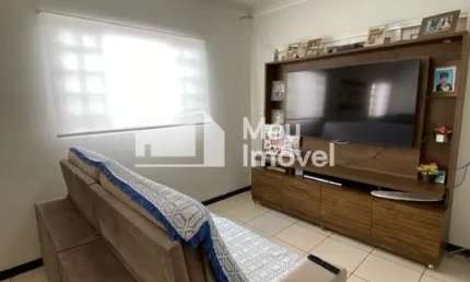 Aluguel Casa Ampla com 5 Dormitórios sendo 1 suíte e Edícula - Bairro Bosque dos Eucaliptos - Zona Sul - São José dos Campos