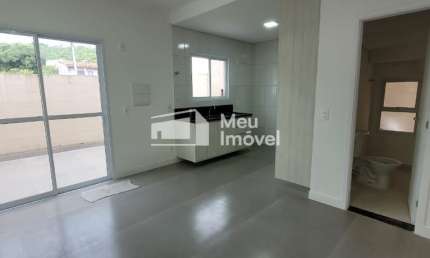 Aluguel Casa 3 Dormitórios sendo 1 Suíte Condomínio Reserva do Pousada - Zona Leste - São José dos Campos
