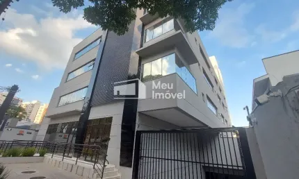 Ponto Comercial com 560m² de Vão Livre e 30 Vagas Cobertas – Locação | Região Central de São José dos Campos/SP