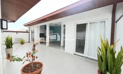 Aluguel Casa Térrea 5 Dormitórios, sendo 2 Suítes - Condomínio Portal da Serra - Urbanova - São José dos Campos/SP