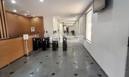 Sala Comercial com Ar-Condicionado e Vista Panorâmica no Condomínio Tech Tower – Centro de São José dos Campos/SP – Estrutura Corporativa Ideal para Escritórios e Consultórios.