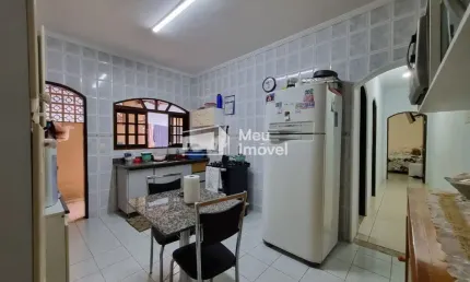 Casa com 2 Dormitórios e 2 Vagas no Bairro Cidade Morumbi – Zona Sul de São José dos Campos/SP – Ideal para famílias que buscam praticidade e conforto em região valorizada da cidade.