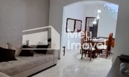 Sobrado com 4 Dormitórios e Varanda – Bairro Jardim Santa Inês I – Zona Leste de São José dos Campos/SP