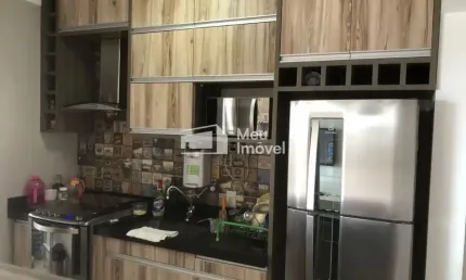 Apartamento Alto Padrão 2 Dormitórios com Varanda e Vista Definitiva