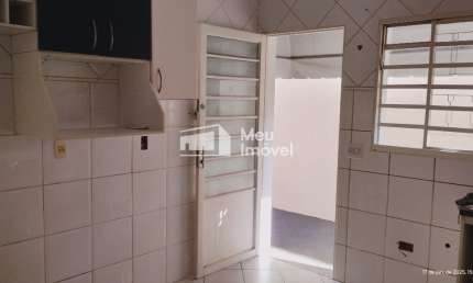 LUC Aluga Casa com lote 250m2 3 Quartos (1Suíte) no Jardim das Industrias