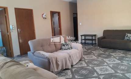 LUC Aluga Casa Sobrado 4 Quartos sendo 1 Suíte Bairro Palmeiras de São José - Zona Sul - São José dos Campos