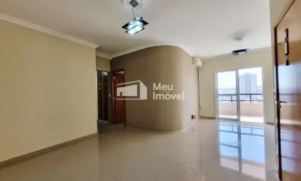 Luc aluga apartamento com sacada | 3 quartos (1 suíte) | 85m²  andar alto – edifício solar do barão