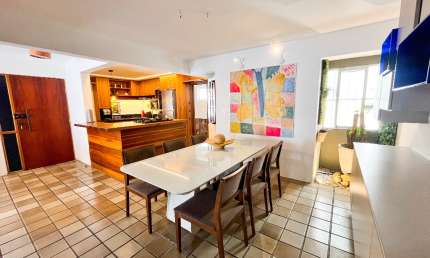 Apartamento com 3 quartos para alugar na Avenida Álvaro Otacílio, 6742, Jatiúca, Maceió