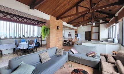 Cobertura Triplex com 282m2 a Venda no Manhattan Residence, Londrina-PR