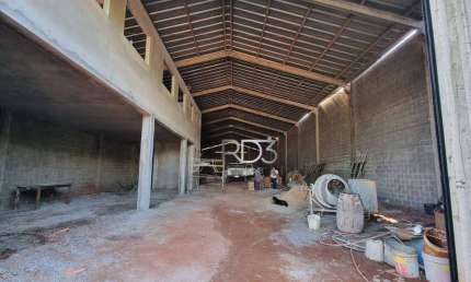 Barracão, 825 m² - venda por R$ 3.100.000,00 ou aluguel por R$ 18.000,00/mês - Bandeirantes - Londrina/PR