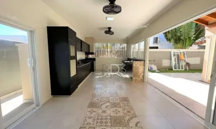 Sobrado com 6 dormitórios, 330 m² - venda por R$ 3.000.000,00 ou aluguel por R$ 13.000,00/mês - Condomínio Royal Tennis Residencial e Resort - Londrina/PR