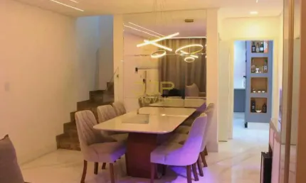 Casa Sobrado á Venda 3 Dormitórios, 2 Vagas - Jardim Maranduba