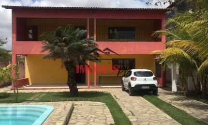 Casa a menos de 400 metros da Praia de Carapibus com 4 quartos.