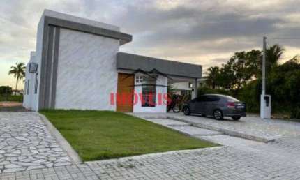 Residência Exclusiva em Condomínio fechado com 4 quartos sendo 2 Suítes